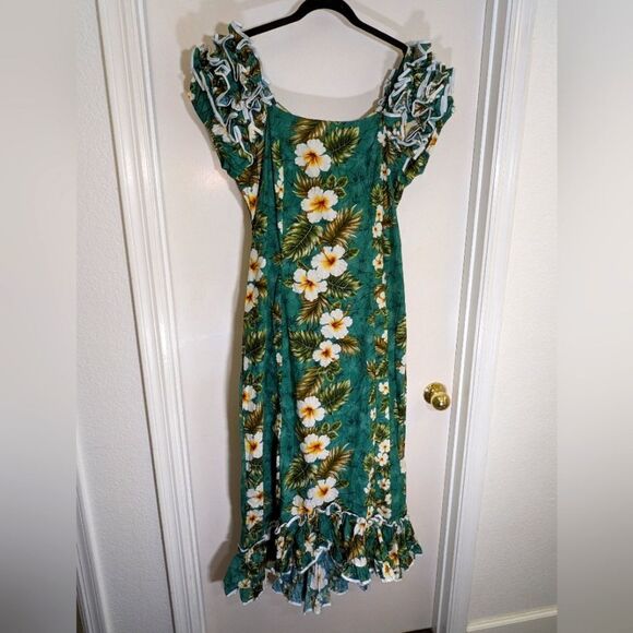 KY's Hawaii - Yellow Hibiscus Green Traditional Muumuu Dress - Picture 1 of 10